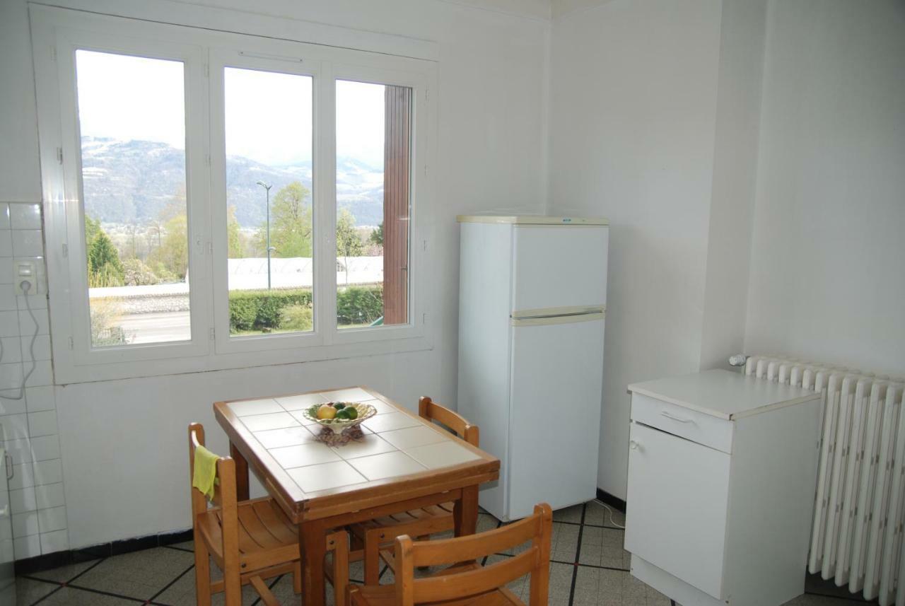 Comfy Home For Group And Family. Wonderful View! Saint Ismier Екстериор снимка